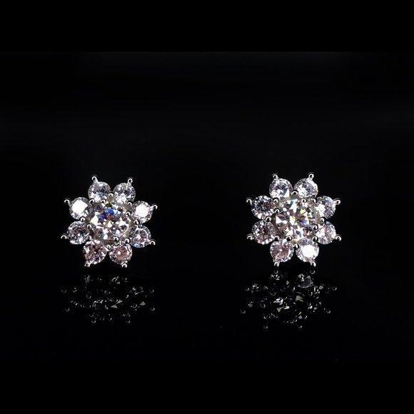 1ct. t.w. Diamond Flower Earrings - Picture 1 of 8